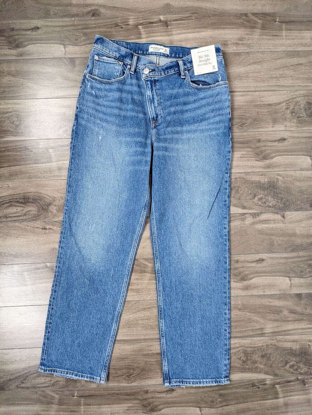 Abercrombie & Fitch 90's Straight Jean Ultra High Rise Criss Cross Size 30 Short